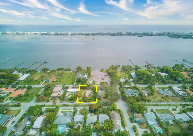Photo 2 of Land for sale at 1118 S Palmway, Lake Worth Beach, FL 33460 | MLS# B26021951 | Listing updated on 2026-09-23