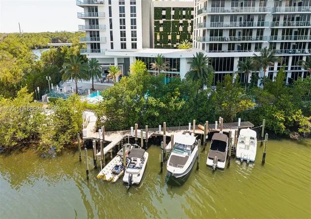 2nd image of 16385 Biscayne Blvd #3001, Aventura, FL 33160 | MLS# A12004149
