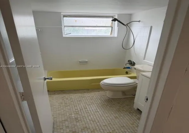 2nd image of 1821 Ne 168Th St, North Miami Beach, FL 33162
