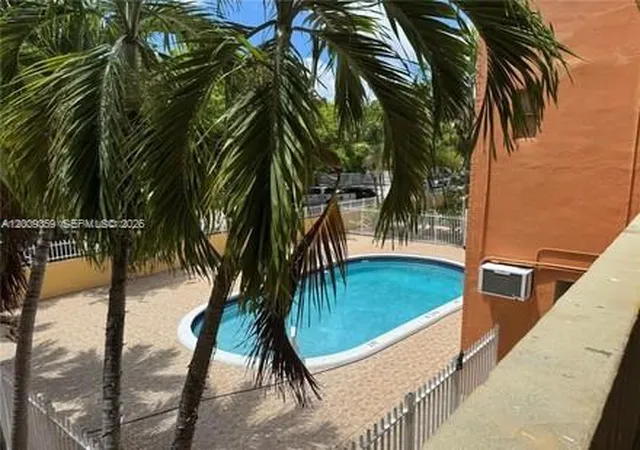 2nd image of 1821 Ne 168th St #B3, North Miami Beach, FL 33162 | MLS# A12009359