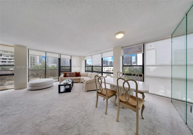 4th image of 600 Ne 36Th St #421, Miami, FL 33137 | MLS# A12006468
