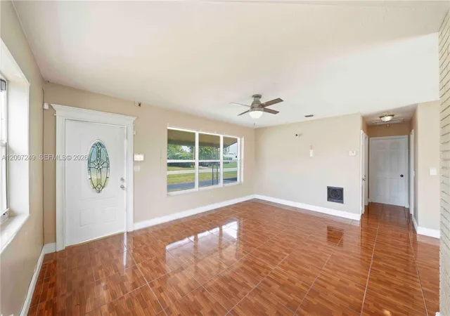 Homes for sale in Miramar, FL | 2724 Acapulco Dr, Miramar, FL 33023 | MLS# A12007249