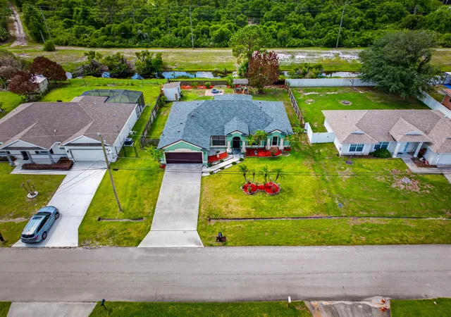 Homes for sale in Port Saint Lucie, FL | 6124 Nw Ginger Ln, Port Saint Lucie, FL 34986 | MLS# B26021982