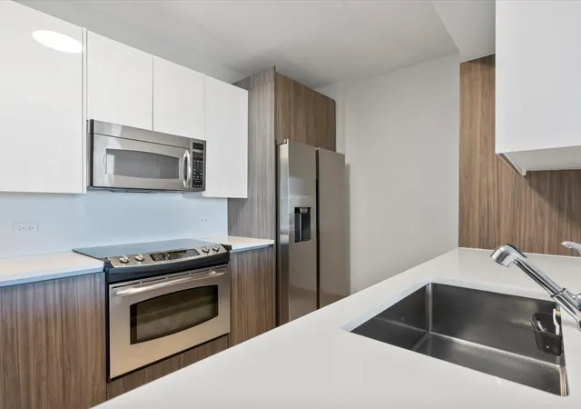 Photo 3 of Condo for sale at 18800 NE 29th Avenue #704, Aventura, FL 33180 | MLS# B26022042 | Listing updated on 2026-10-01