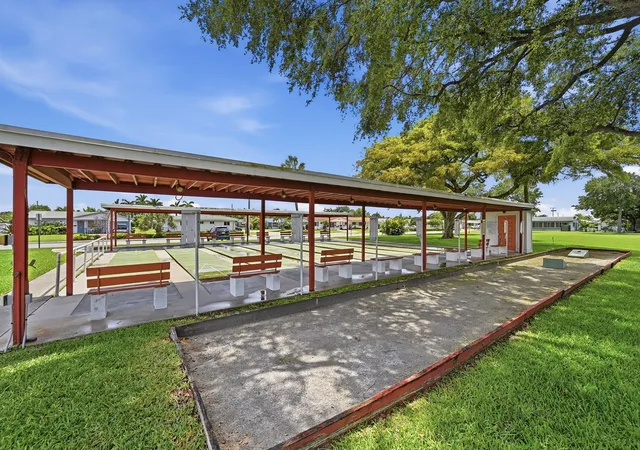 Homes for sale in Tamarac, FL | 4513 Nw 49th St, Tamarac, FL 33319 | MLS# B26022046