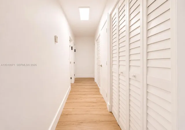 5th image of 400 Kings Point Dr #1224, Sunny Isles Beach, FL 33160 | MLS# A12010071