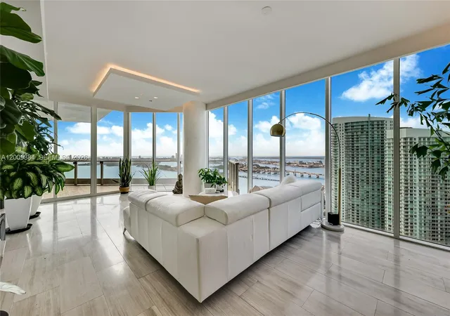 Homes for sale in Miami, FL | 2020 N Bayshore Dr #3902, Miami, FL 33137 | MLS# A12009384