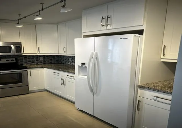 Photo 4 of Condo for sale at 200 Leslie Dr #1128, Hallandale Beach, FL 33009 | MLS# B26022142 | Listing updated on 2026-10-08