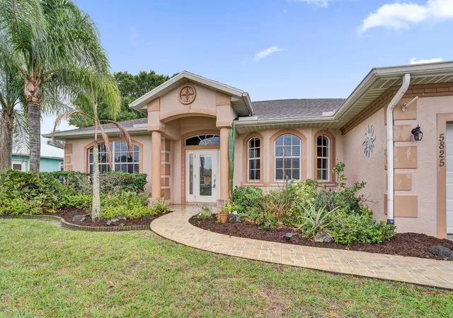 3rd image of 5825 Nw Zenith Dr, Port Saint Lucie, FL 34986 | MLS# B26022197