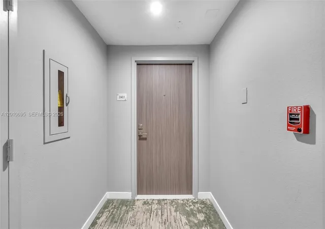 4th image of 2555 Collins Ave #2401, Miami Beach, FL 33140 | MLS# A12010695