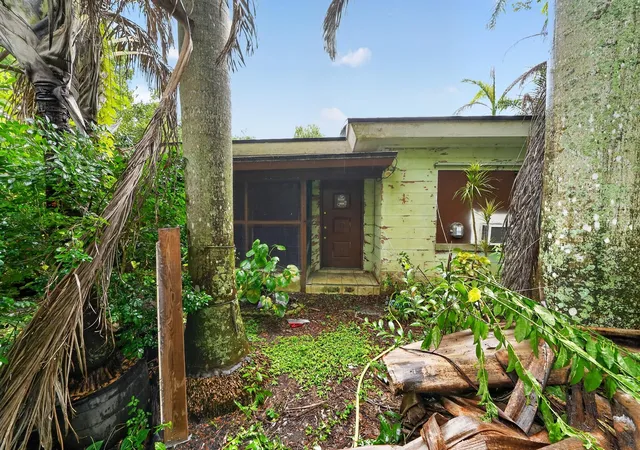 Photo 1 of Single family home for sale at 9290 Orange Ave, Fort Pierce, FL 34945 | MLS# B26022368 | Listing updated on 2026-10-06