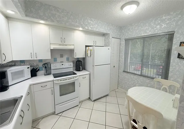 3rd image of 12651 Sw 16Th Ct #202B, Hollywood, FL 33027 | MLS# A12010856