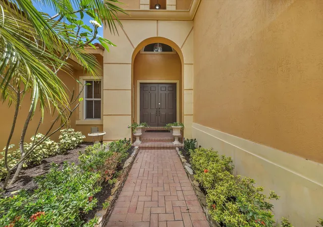 3rd image of 7678 Nw 117Th Ln, Parkland, FL 33076 | MLS# B26022488