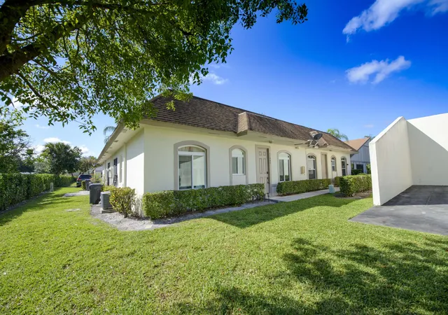 Photo 2 of Single family home for sale at 11893 Sturbridge Ln, Wellington, FL 33414 | MLS# B26022520 | Listing updated on 2026-09-23