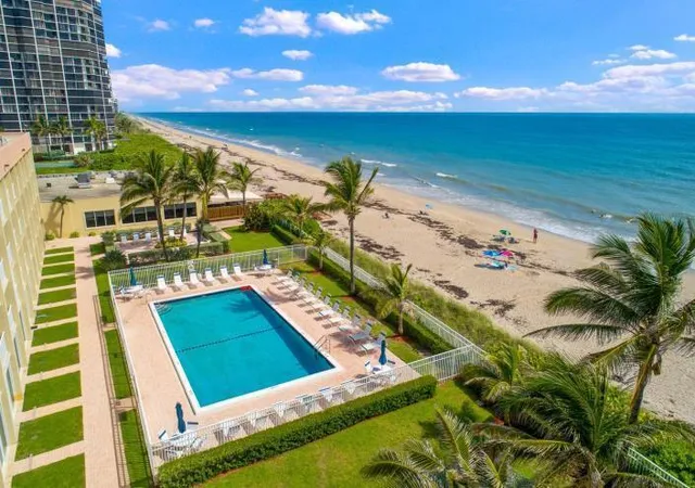Photo 20 of Sale Pending at 9800 S Ocean 107 Dr #107, Jensen Beach, FL 34957 | MLS# B26022582 | Listing updated on 2026-10-08