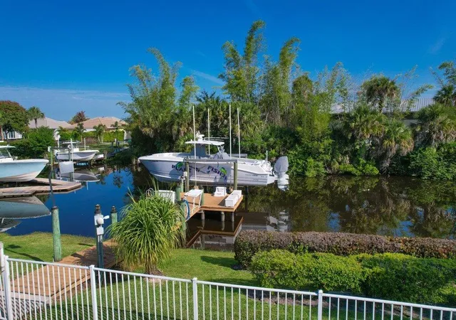 Photo 3 of Single family home for sale at 479 SW Lost River Rd, Stuart, FL 34997 | MLS# B26022583 | Listing updated on 2026-10-07