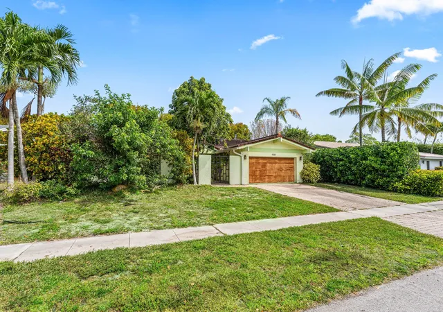 Photo 3 of Sale Pending at 2753 Nw 34th Street, Boca Raton, FL 33434 | MLS# B26022605 | Listing updated on 2026-10-01