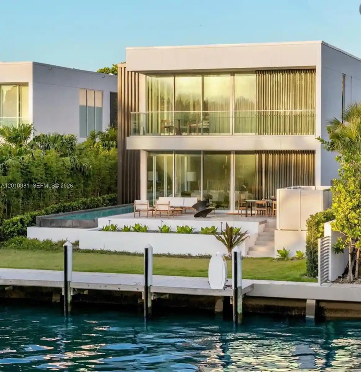 Single family home for sale at 1081 W 48th Street #N01, Miami Beach, FL 33140 | MLS# A12010381