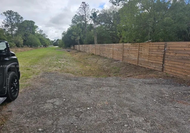 1st image of 820 & 830 S Jasmine St, Clewiston, FL 33440 | MLS# A12007186