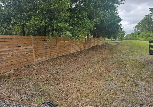 5th image of 820 & 830 S Jasmine St, Clewiston, FL 33440 | MLS# A12007186