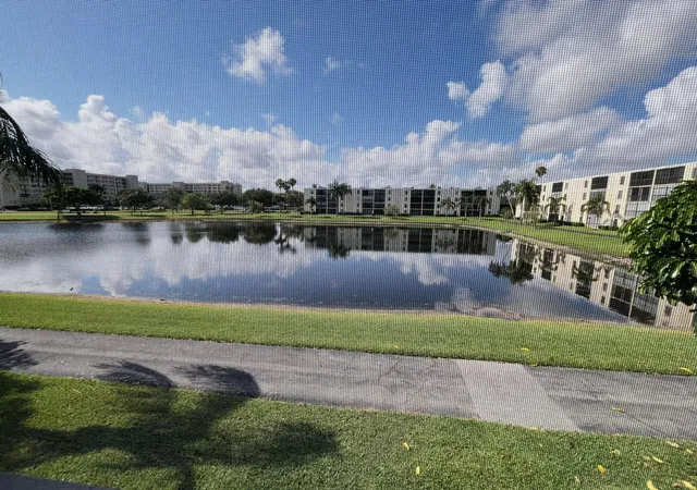 2nd image of 7340 Amberly Ln #205, Delray Beach, FL 33446 | MLS# B26022765