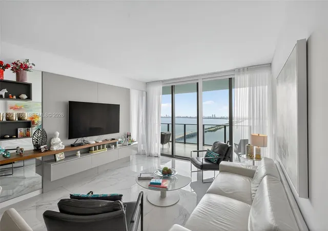 4th image of 3131 Ne 7Th Ave #4503, Miami, FL 33137 | MLS# A12011166