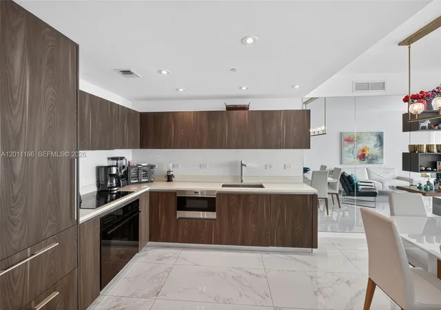 5th image of 3131 Ne 7Th Ave #4503, Miami, FL 33137 | MLS# A12011166