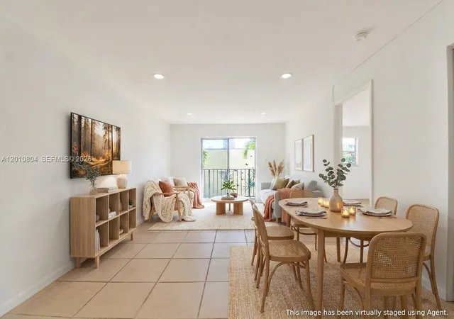 2nd image of 618 Euclid Ave #303, Miami Beach, FL 33139 | MLS# A12010804