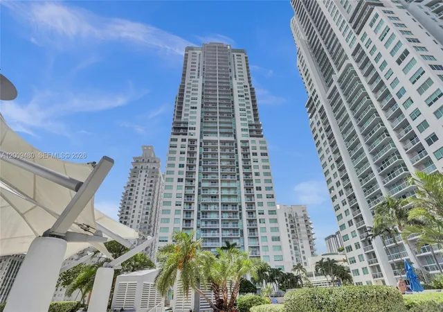 1st image of 253 Ne 2Nd St #3304, Miami, FL 33132 | MLS# A12009480