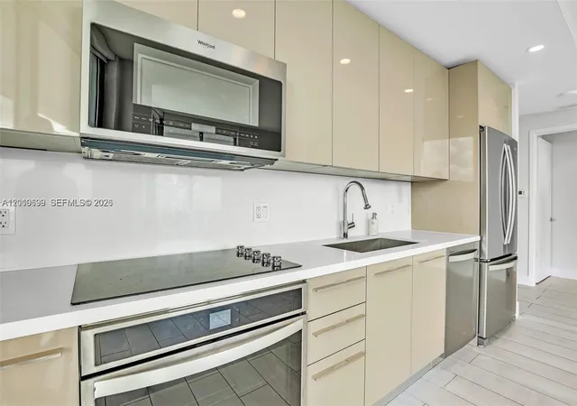 5th image of 2000 Metropica Wy #2204, Sunrise, FL 33323 | MLS# A12010699