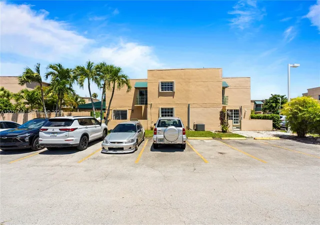 1st image of 12035 Sw 19Th Ter #39, Miami, FL 33175 | MLS# A12011444