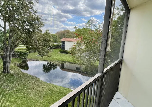 2nd image of 491 Racquet Club Rd #303, Weston, FL 33326 | MLS# A12011578