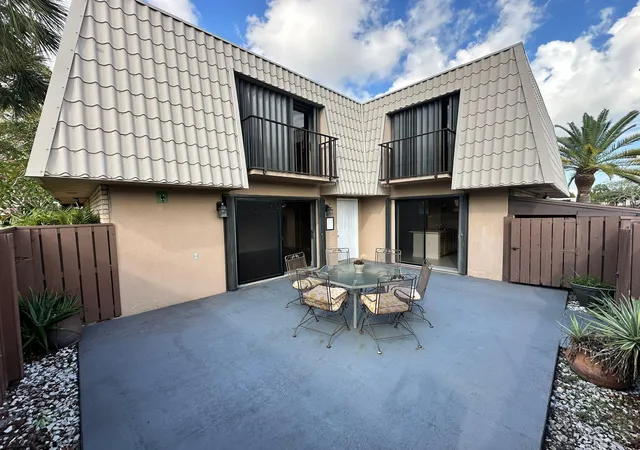 Photo 3 of Sale Pending at 5718 57th Way, West Palm Beach, FL 33409 | MLS# B26023038 | Listing updated on 2026-09-20