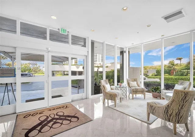 5th image of 5510 N Ocean Dr #19B, Riviera Beach, FL 33404 | MLS# A12011707