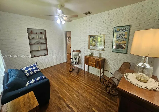 2nd image of 831 Wren Ave, Miami Springs, FL 33166 | MLS# A12011852