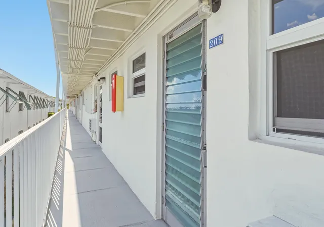 Photo 1 of Condo for sale at 4001 S Ocean Blvd #209, Palm Beach, FL 33480 | MLS# B26023354 | Listing updated on 2026-09-23