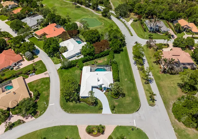 Homes for sale in Port Saint Lucie, FL | 1402 Sw Osprey Cvs, Port Saint Lucie, FL 34986 | MLS# B26023408
