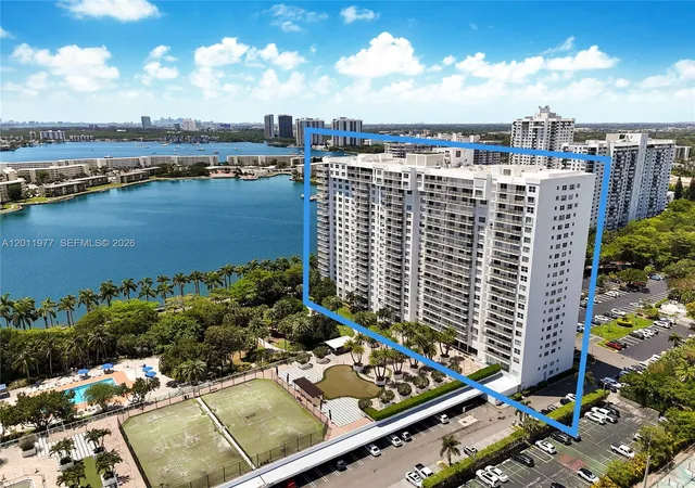 1st image of 2801 Ne 183rd St #912W, Aventura, FL 33160 | MLS# A12011977