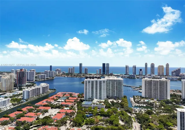 2nd image of 2801 Ne 183Rd St, Aventura, FL 33160