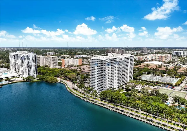 21st image of 2801 Ne 183rd St #912W, Aventura, FL 33160 | MLS# A12011977