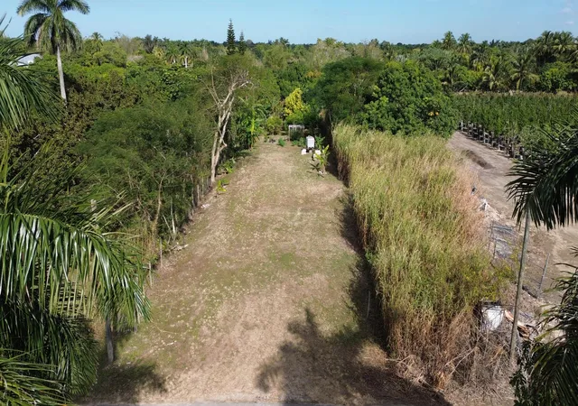 Photo 3 of Sale Pending at 0 Sw 253rd Streets, Homestead, FL 33031 | MLS# B26023506 | Listing updated on 2026-09-17