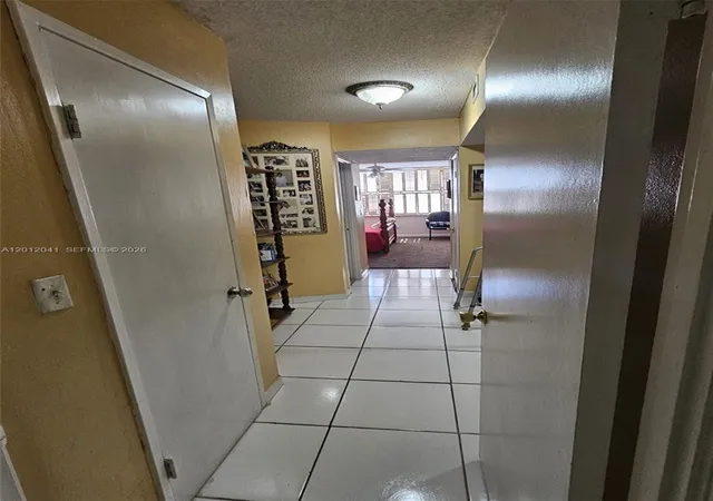 4th image of 1670 Ne 191St St #1093, Miami, FL 33179 | MLS# A12012041