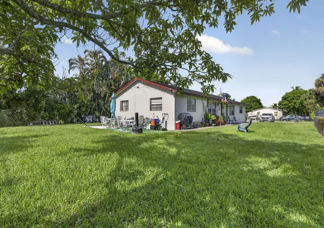 Photo 3 of Multi family home for sale at 1602 Meridian Rd, West Palm Beach, FL 33417 | MLS# B26023574 | Listing updated on 2026-09-23