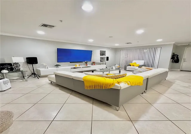 1st image of 2900 Nw 125th Ave #3105, Sunrise, FL 33323 | MLS# A12012106