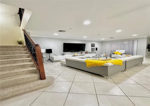 2nd image of 2900 Nw 125th Ave #3105, Sunrise, FL 33323 | MLS# A12012106