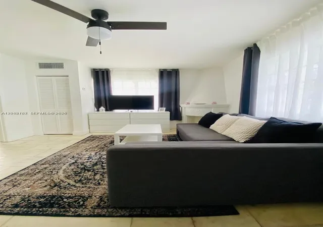 4th image of 1526 Pennsylvania Ave, Miami Beach, FL 33139