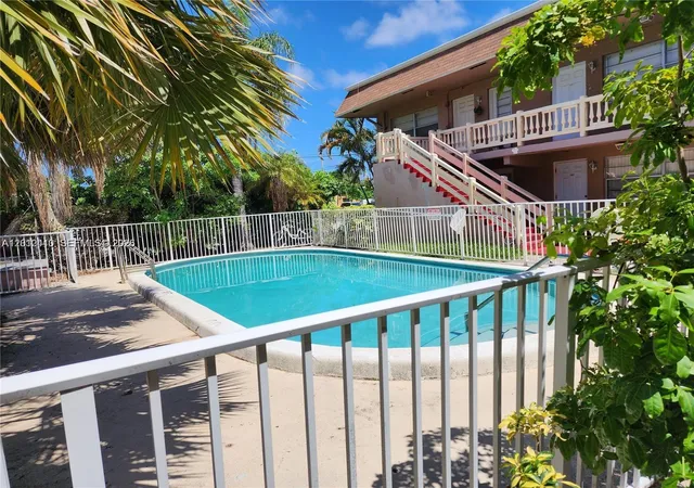 Homes for sale in Pompano Beach, FL | 241 Se 9Th Ave #103, Pompano Beach, FL 33060 | MLS# A12012410