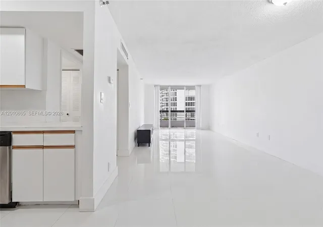 2nd image of 19195 Ne 36th Ct #604, Ojus, FL 33180 | MLS# A12010865