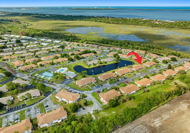5th image of 1234 S Lakes End Dr, Fort Pierce, FL 34982