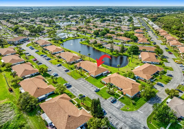 2nd image of 1234 S Lakes End Dr, Fort Pierce, FL 34982